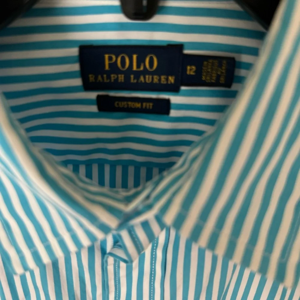 Ralph Lauren Blue Striped women’s Classic Fit
Blouse Shirt used once - Picture 7 of 11